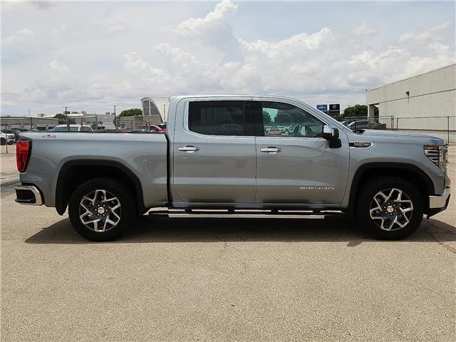 Used 2025 Titanium Rush M GMC  image 5