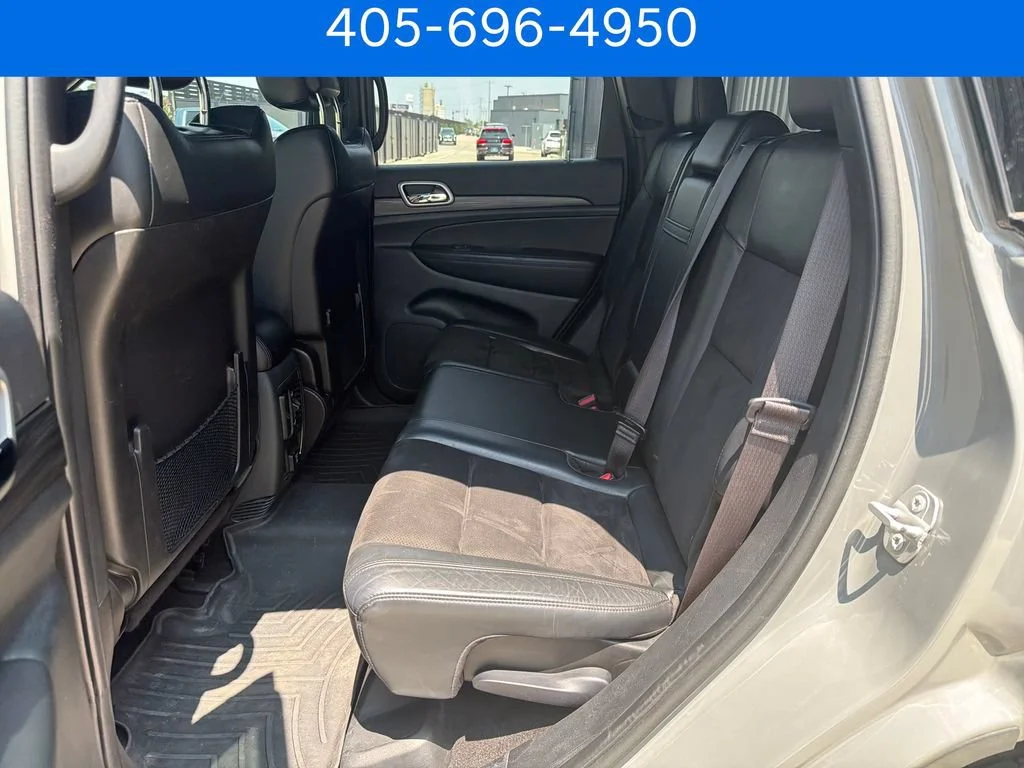 Pre-Owned 2022 Jeep Grand Cherokee WK Laredo X