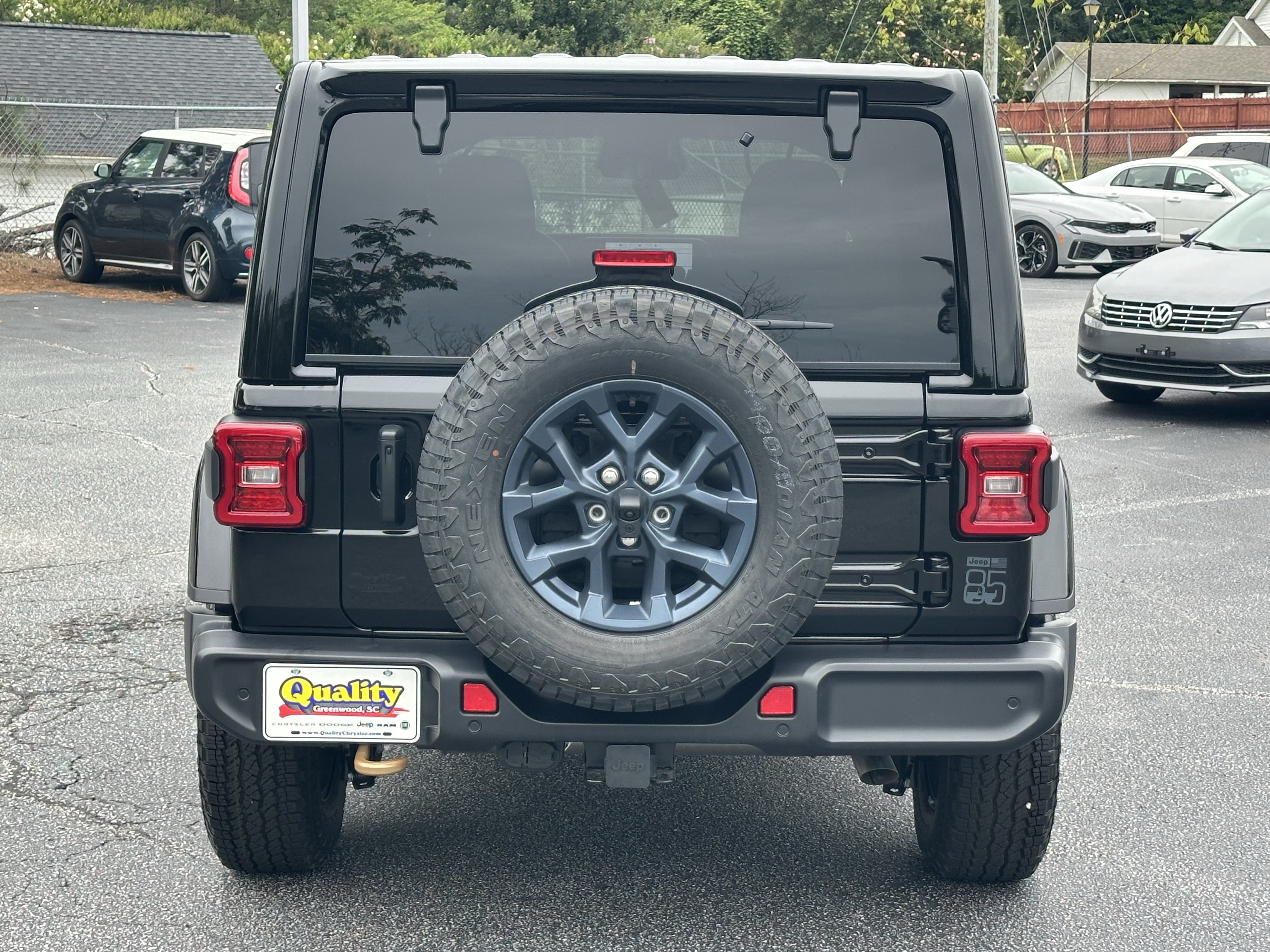New 2026 Black Clear-Coat Exterior Paint Jeep 85th Anniversary image 7