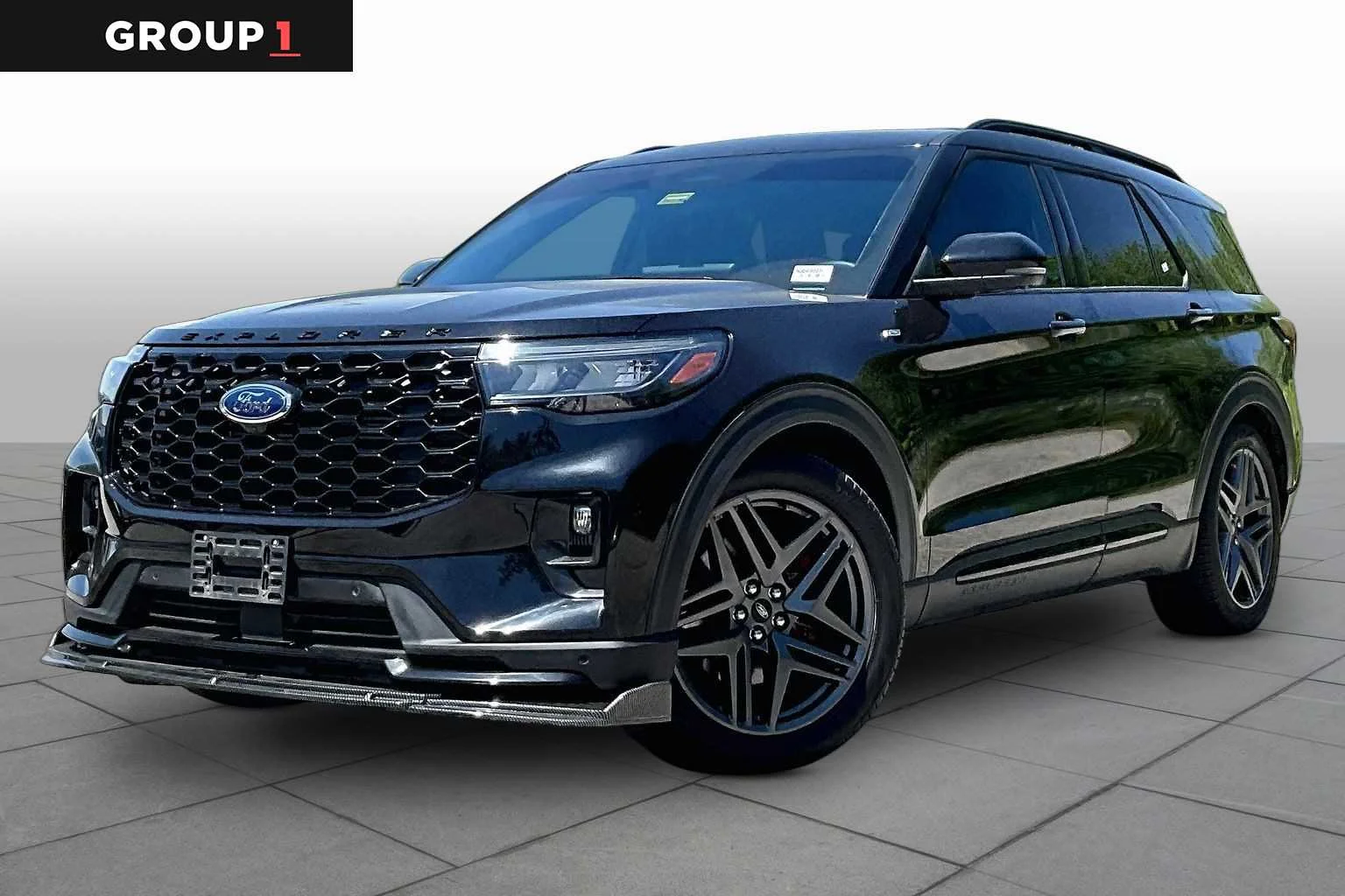 2025 Ford Explorer ST-LINE 4WD (PL535)'s photo