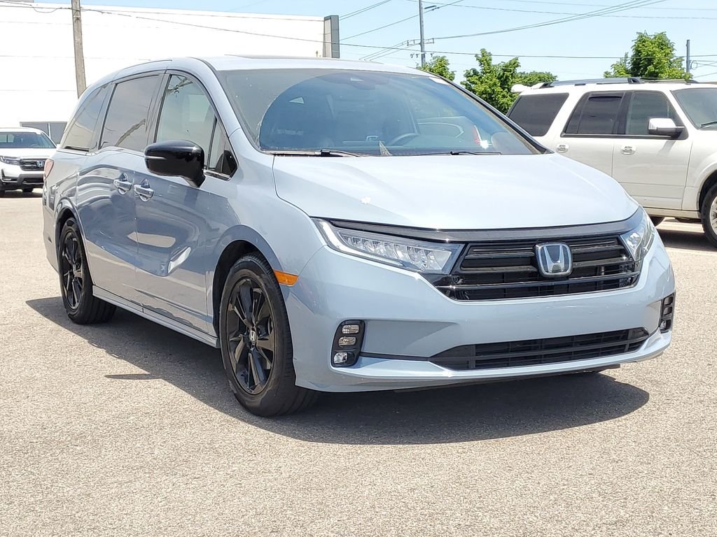 Used 2023  Honda Sport image 4