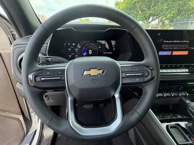 New 2026 Summit White Chevrolet LT image 18