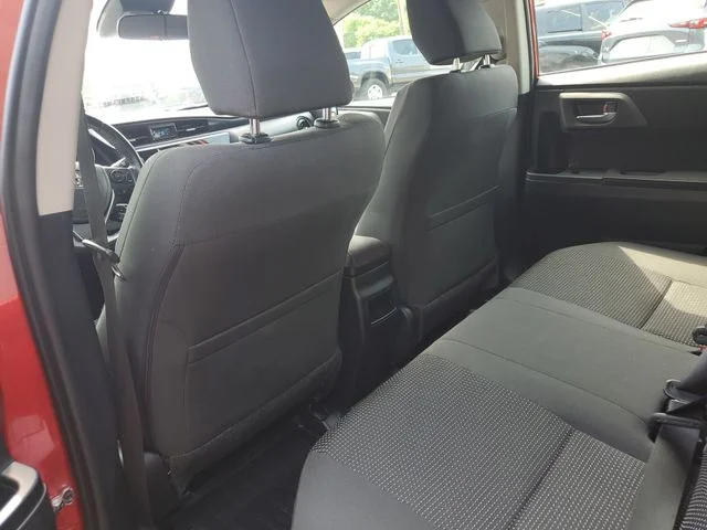 Used 2018 Red Toyota Base image 8