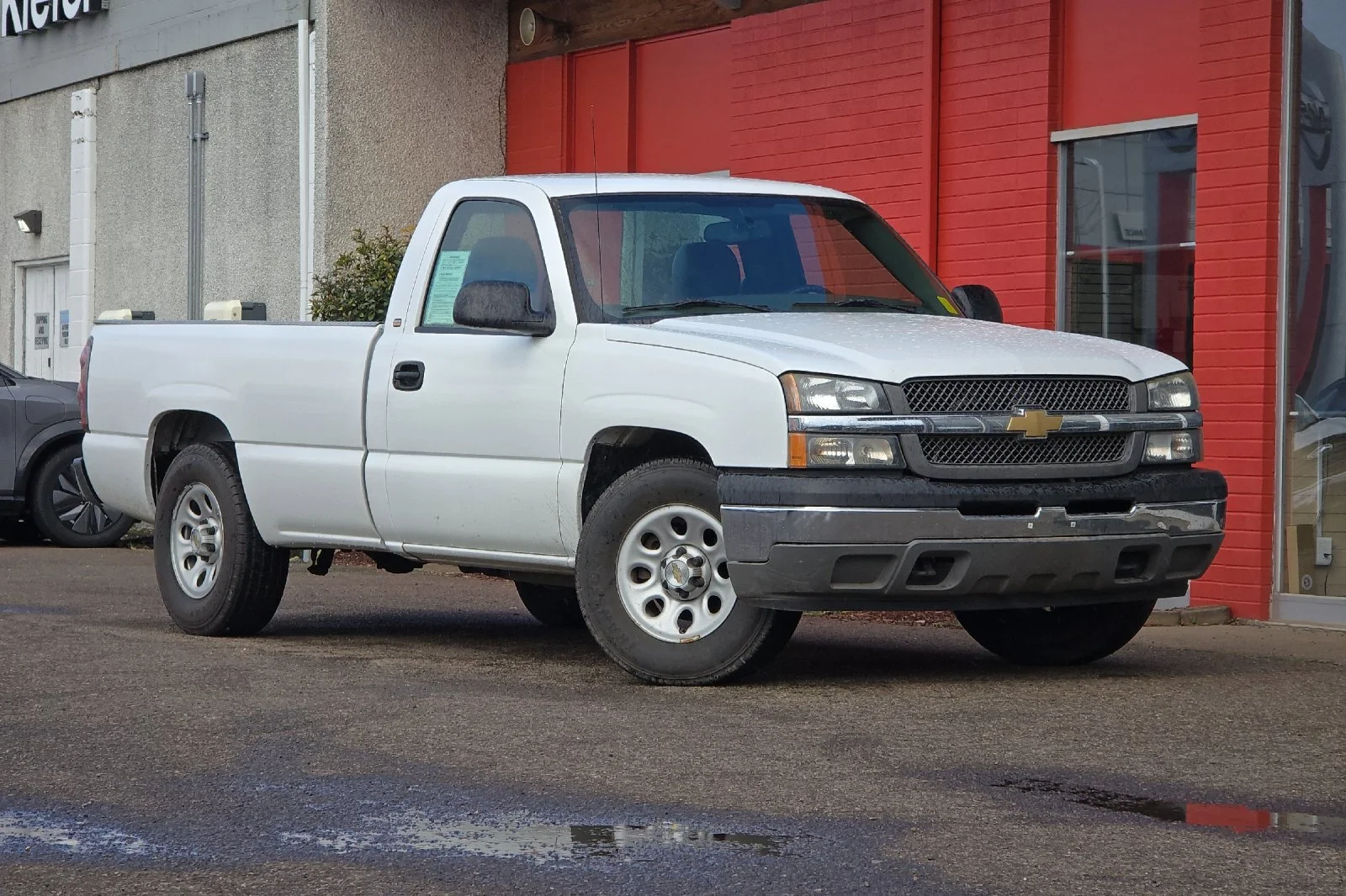 Used 2005 Summit White Chevrolet Work Truck image 2