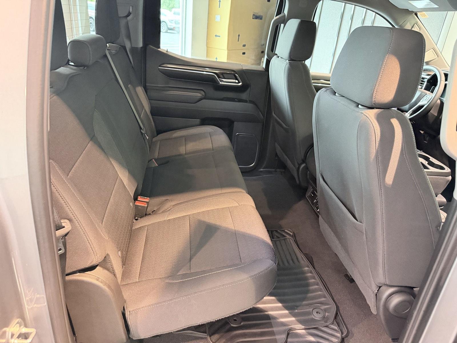 2024 Chevrolet Silverado 1500 LT - Photo 26