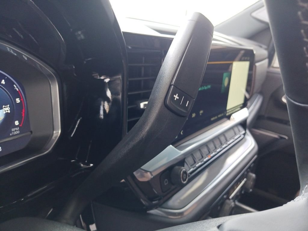 Used 2024 White Chevrolet High Country image 38