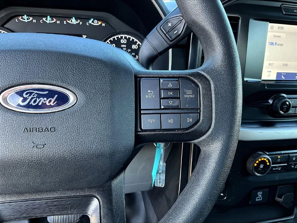 Used 2022 White Ford XL image 13