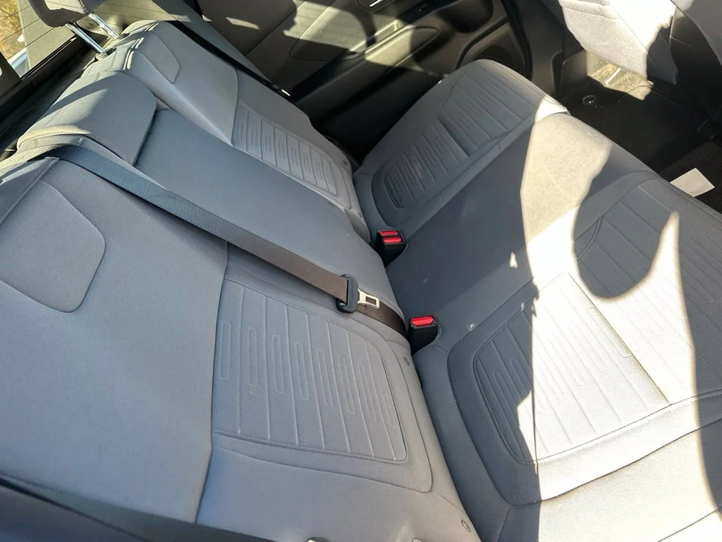 Used 2022 Phantom Black Hyundai SEL image 8