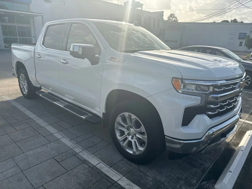 Used 2023 White Chevrolet LTZ image 7