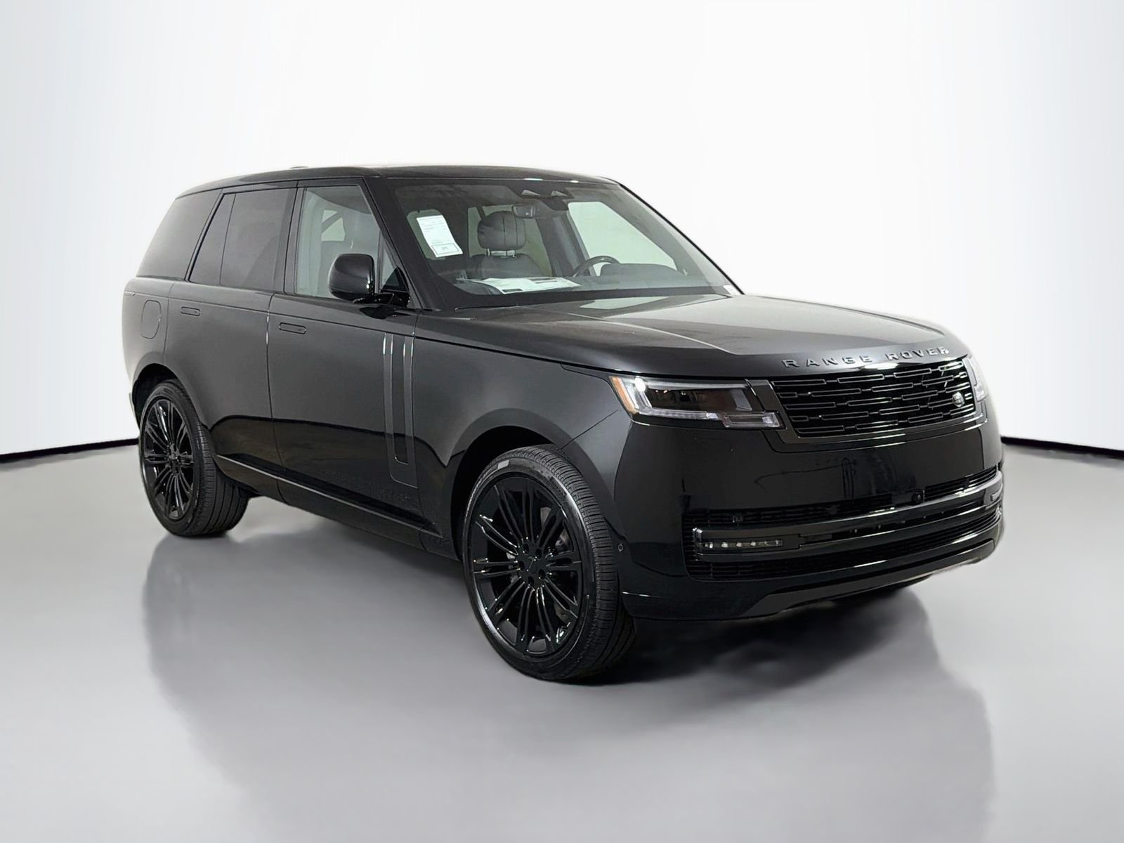 New 2026 Santorini Black Land Rover SE image 7