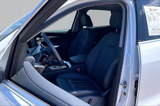 Used 2025 White Audi 2.0T Premium image 27