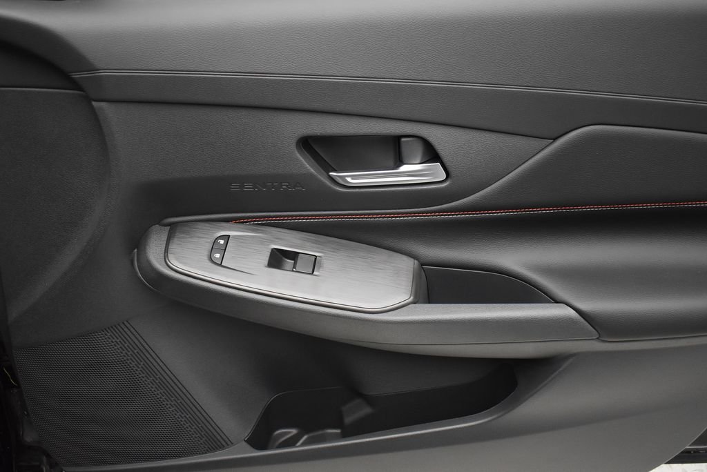 2026 Nissan Sentra SR - Photo 22