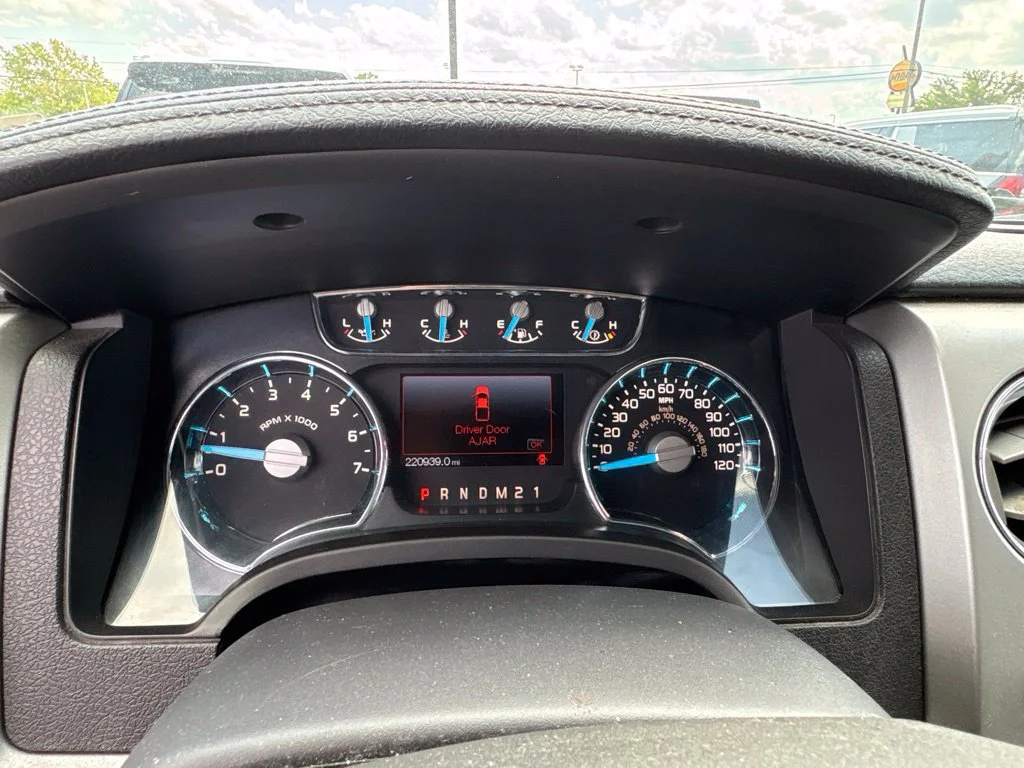 Used 2014 Black Ford LARIAT image 13