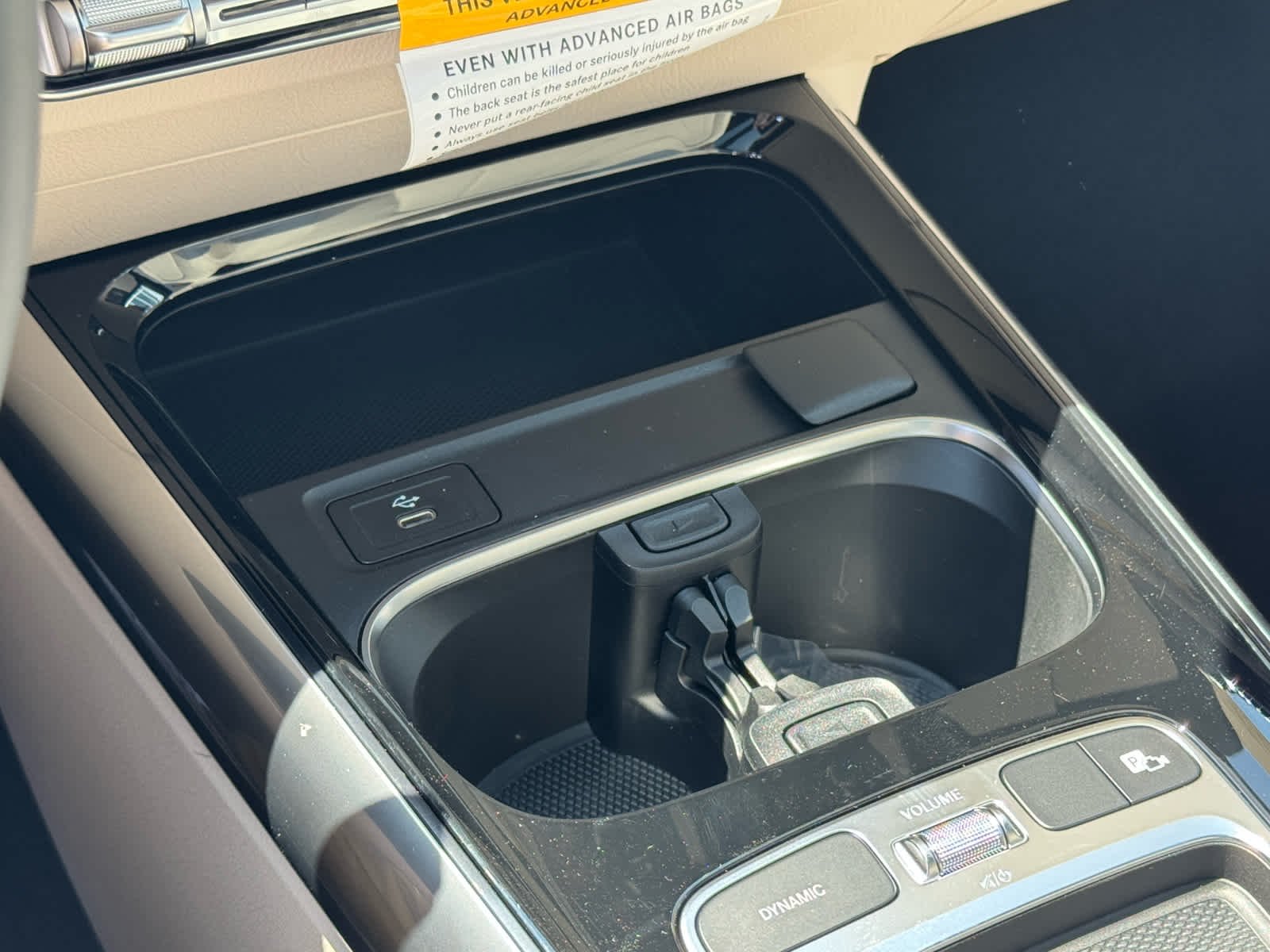 New 2026 Mountain Grey Metallic Mercedes-Benz GLA 250 image 24