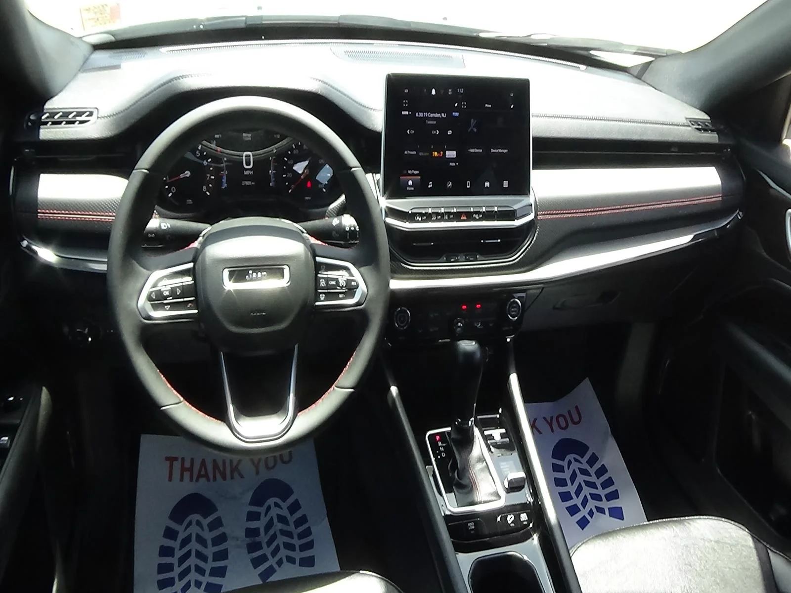 Certified Used 2025 Bright White Clear Coat (pw7) Jeep Trailhawk image 14