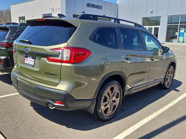 New 2026 AUTUMN GREEN METALLIC Subaru Limited Bronze Edition 7-Passenger image 5