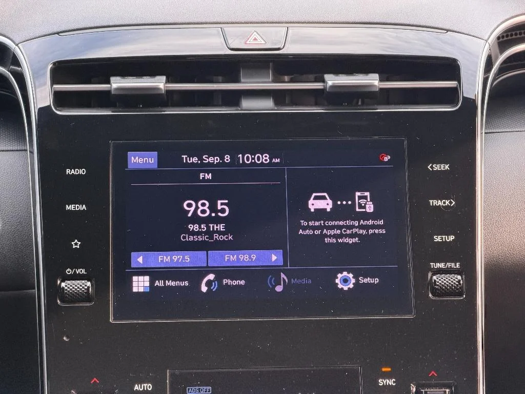 Used 2022 Phantom Black Hyundai SEL Premium image 15