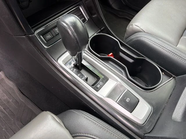 Used 2022 Blue Subaru Onyx Edition image 15