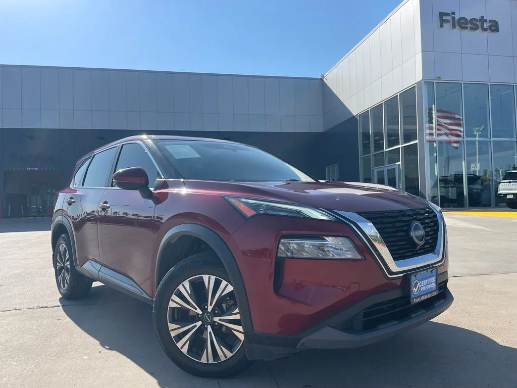 Used 2023 Red Nissan SV image 1
