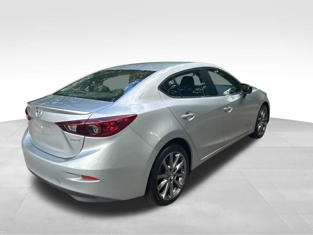 Used 2018 Silver Mazda Touring image 5