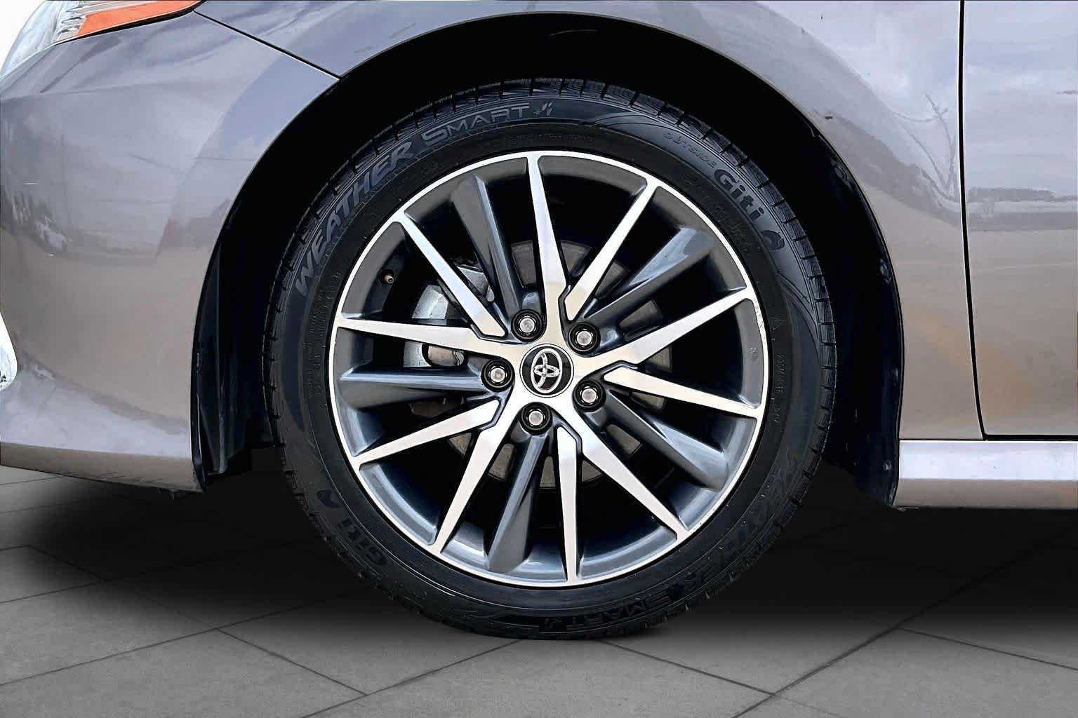 Used 2024 Predawn Gray Mica Toyota XLE image 11
