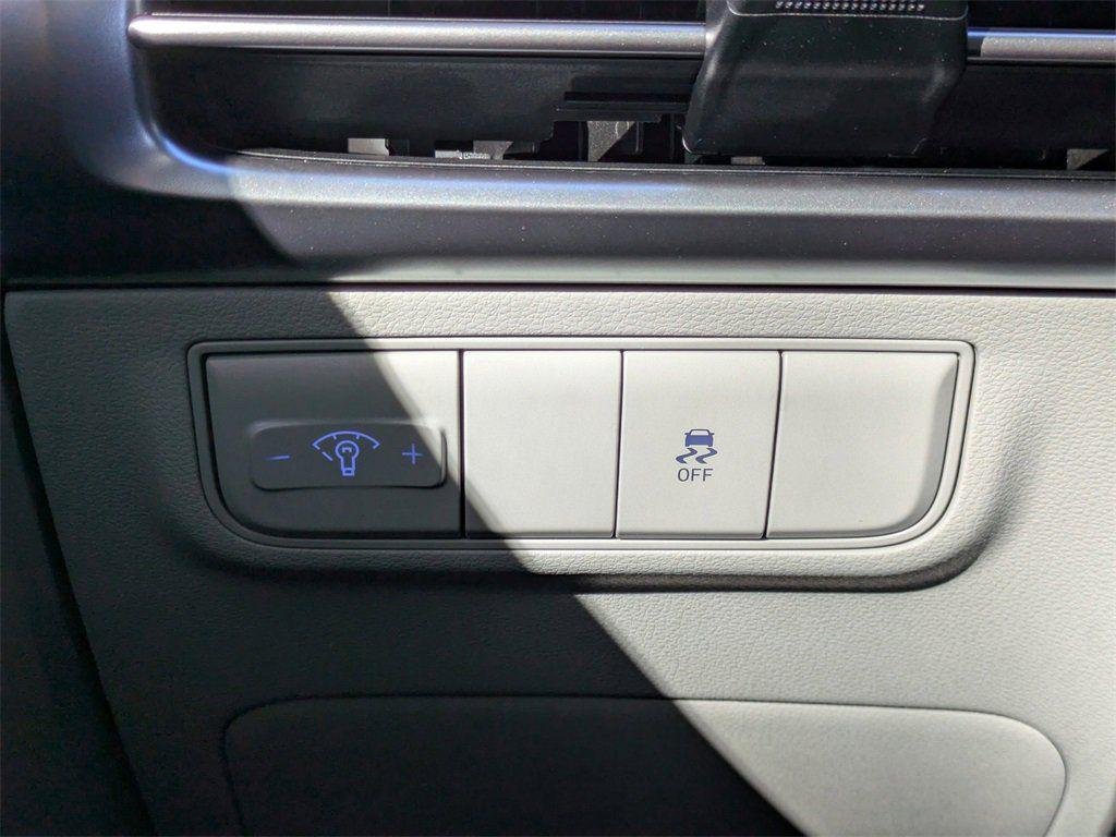 New 2026 Silver Hyundai SE FWD image 25