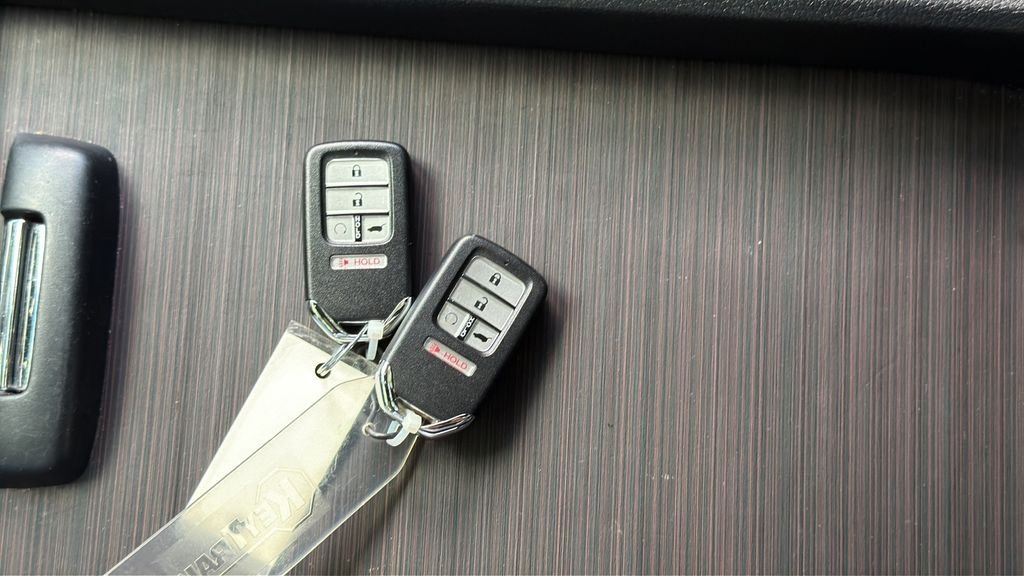 Used 2022  Honda Black Edition image 24