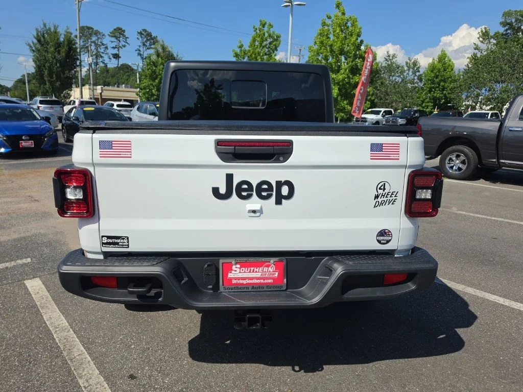 2025 Jeep Gladiator Willys - Photo 4