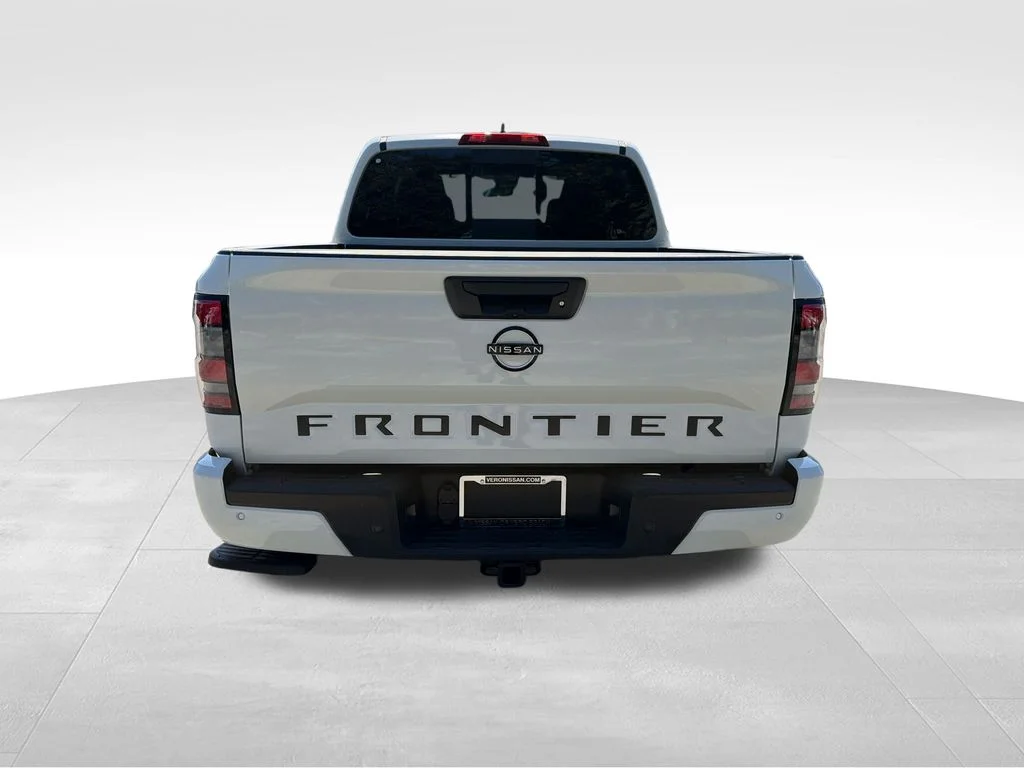 New 2026 Glacier White Nissan Crew Cab SV image 7