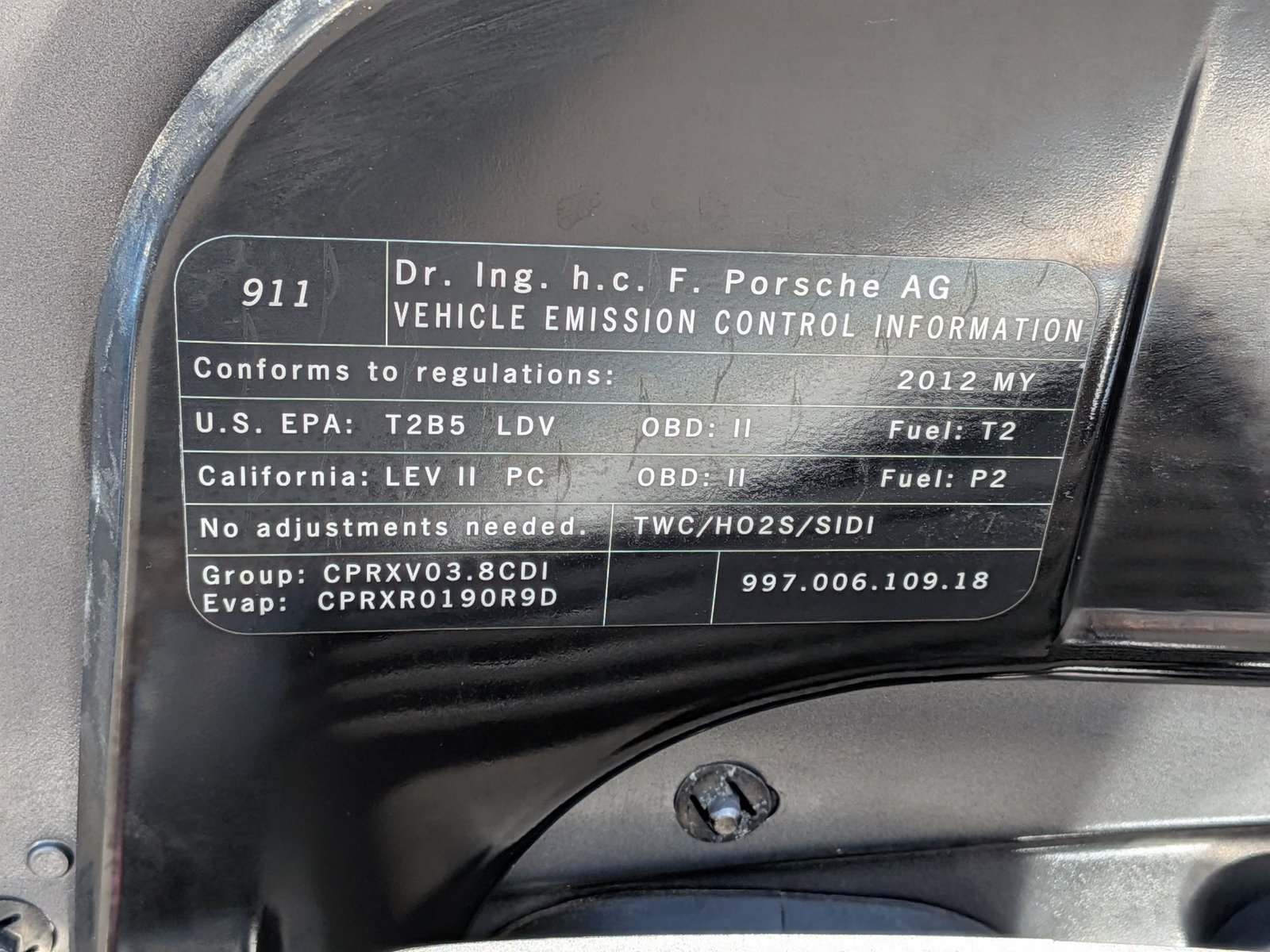 Used 2012 Meteor Grey Metallic Porsche 997 Carrera image 23