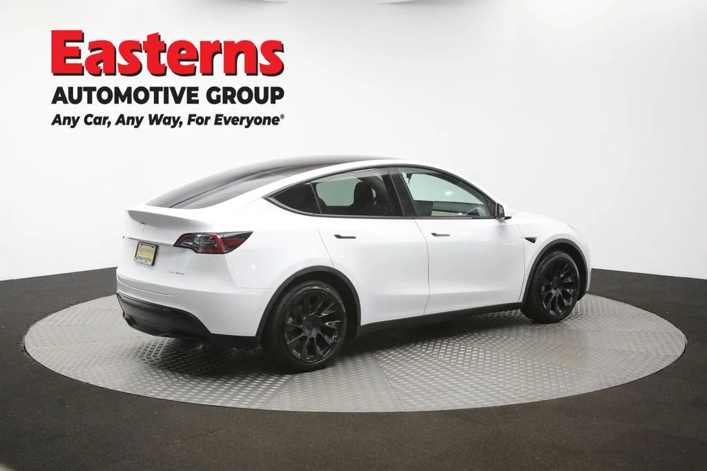 Used 2022 White Tesla Long Range image 35