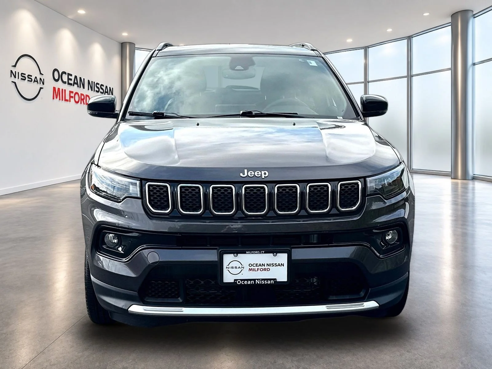 Used 2023 Crystal Metallic Jeep Limited image 2
