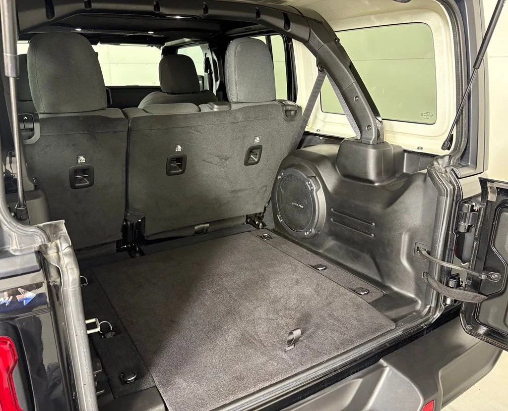 Used 2024 Black Jeep Rubicon image 38