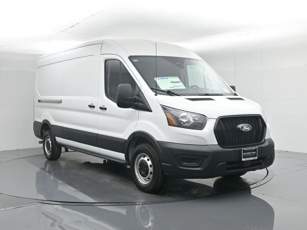 New 2026 White Ford Base image 52