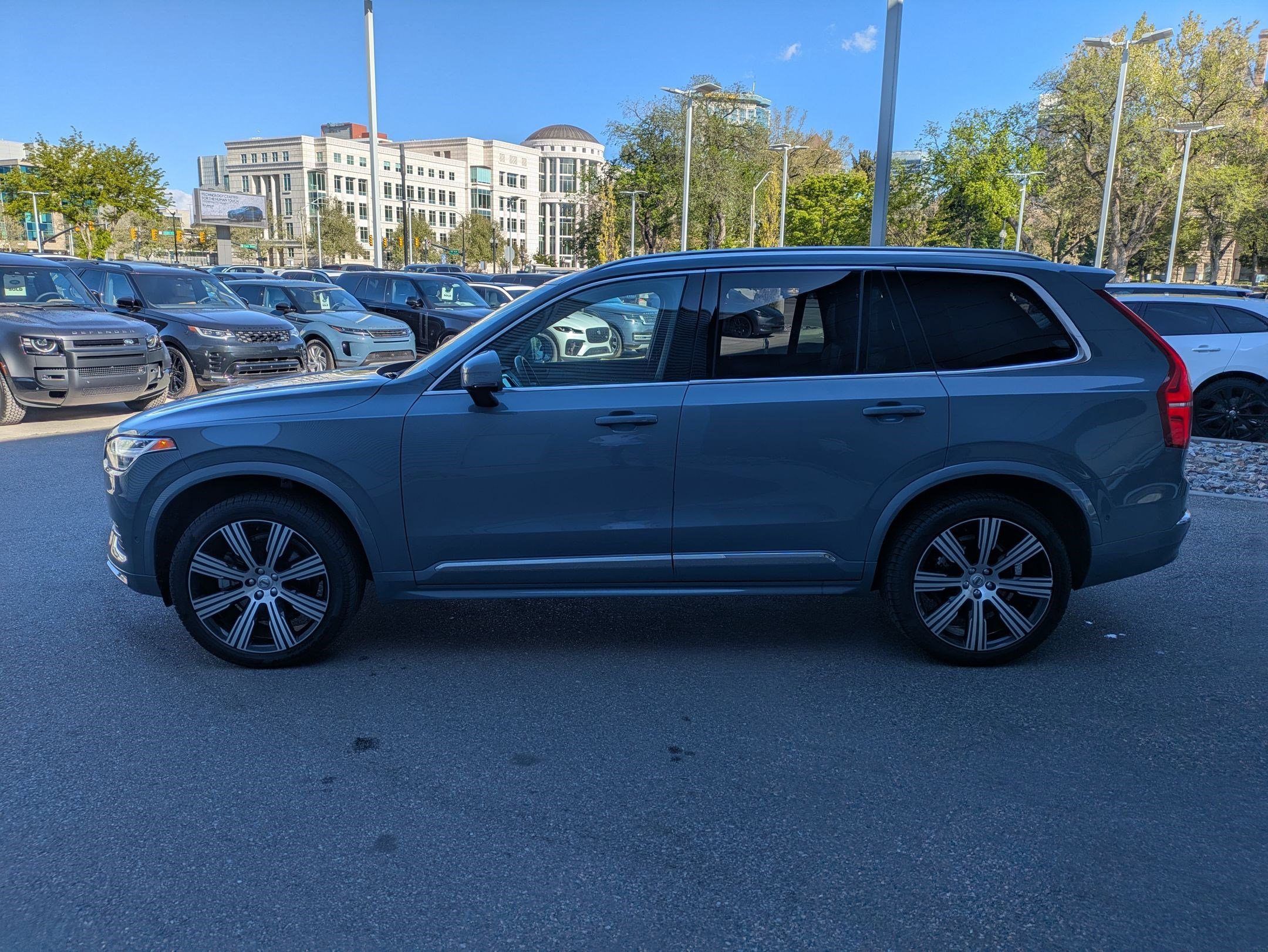 Used 2023 Thunder Gray Metallic Volvo Ultimate image 8