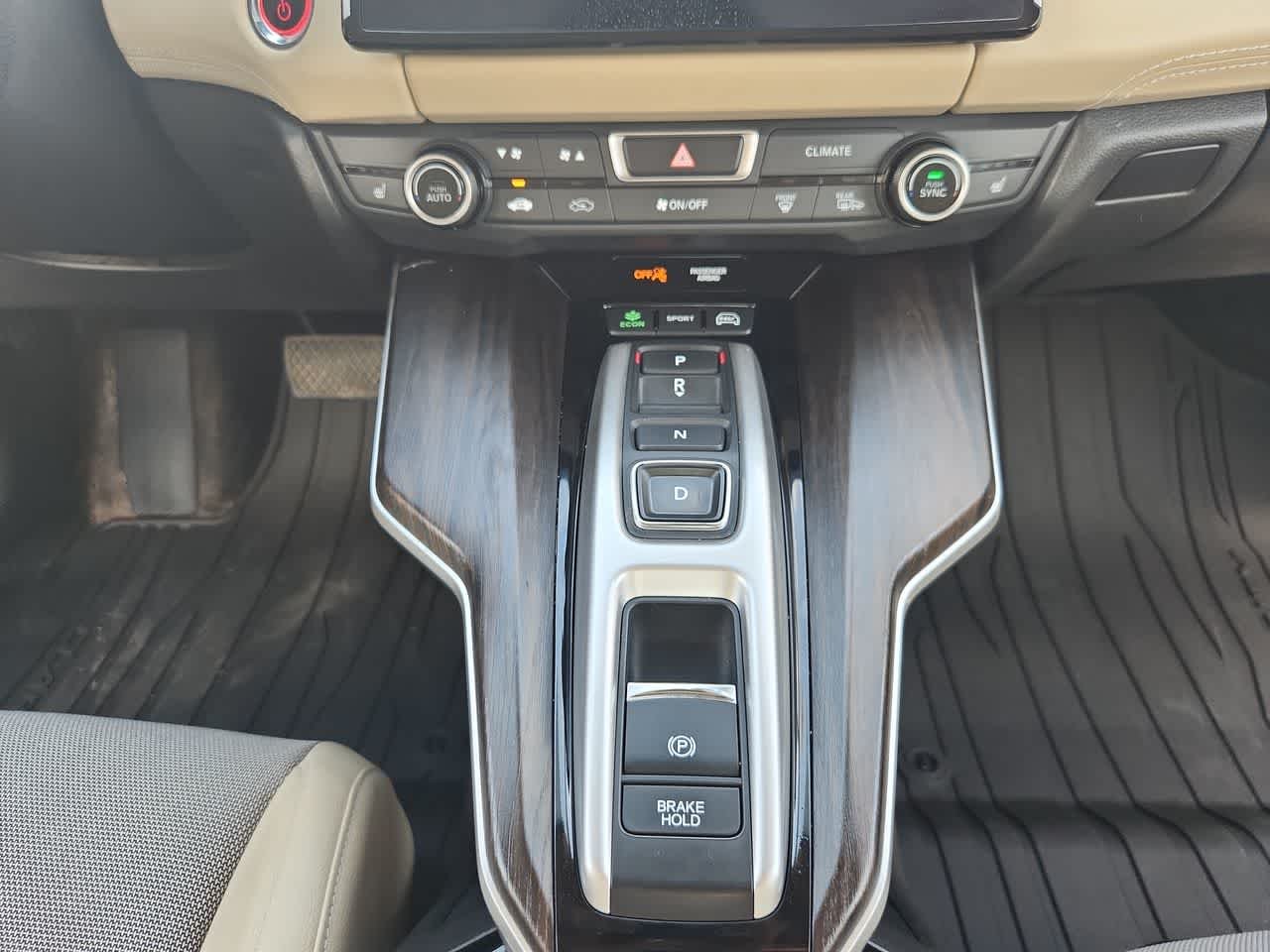Used 2021 Platinum White Pearl Honda  image 19