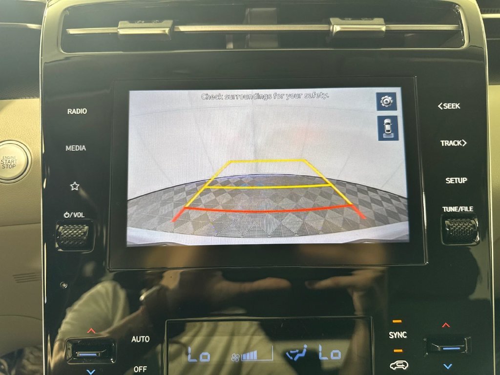 Used 2024 Silver Hyundai SEL image 21