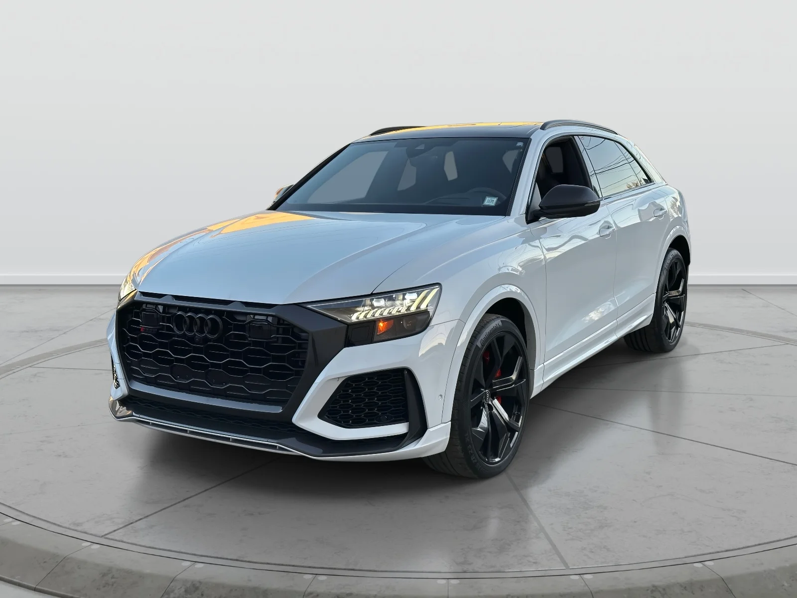 Used 2024 White Audi 4.0T image 3