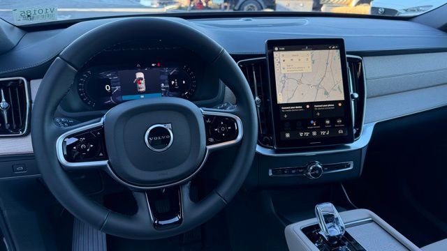 2026 Volvo XC90 Plus - Photo 14