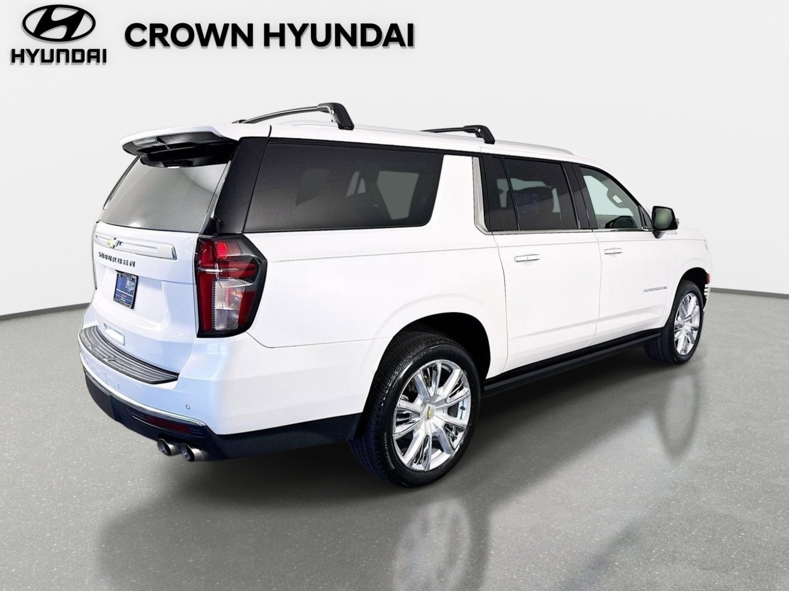 Used 2021 Iridescent Pearl Tricoat Chevrolet High Country image 5