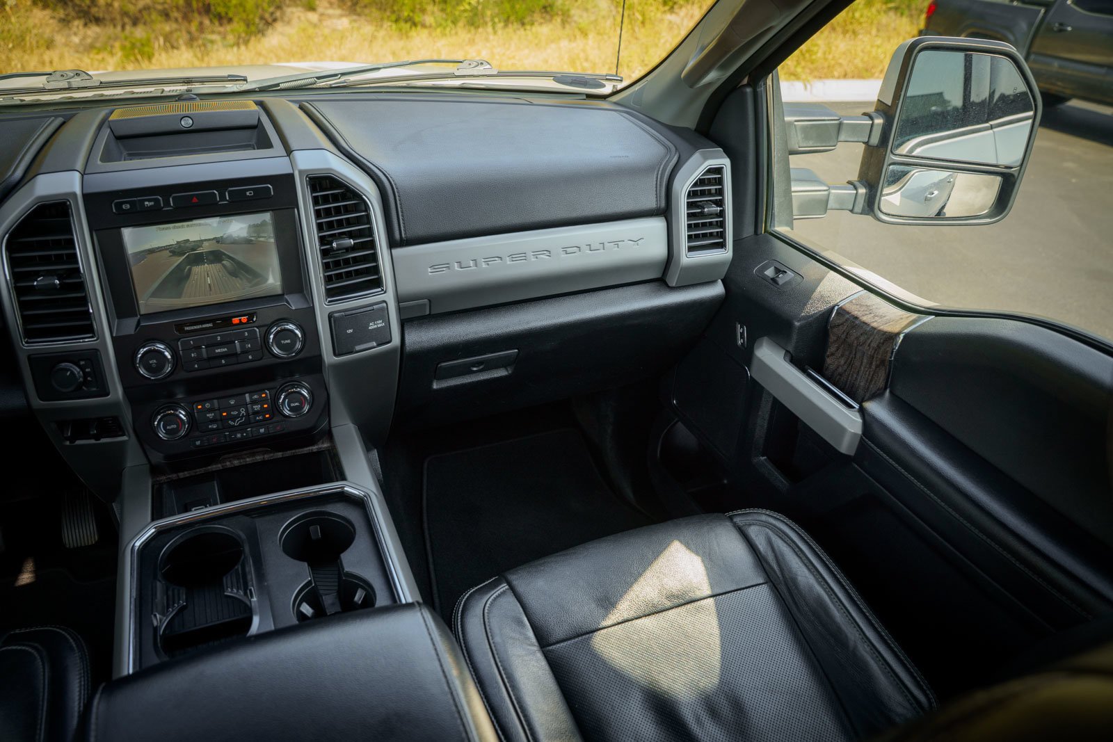 Certified Used 2019 White Ford Lariat image 42