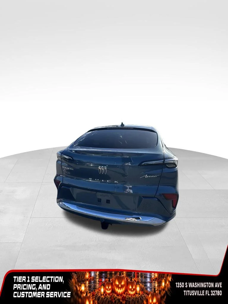 Used 2024 Ocean Blue Metallic Buick Avenir image 6