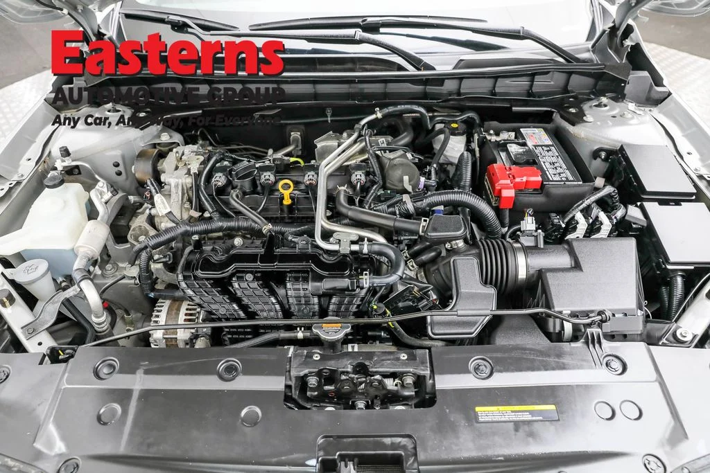 Used 2023 Silver Nissan 2.5 SV image 7
