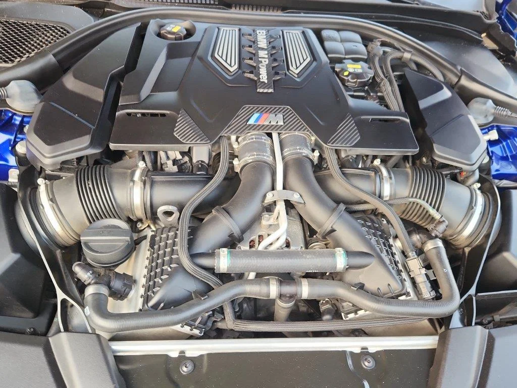 Used 2018 Marina Bay Blue Metallic BMW SD image 16