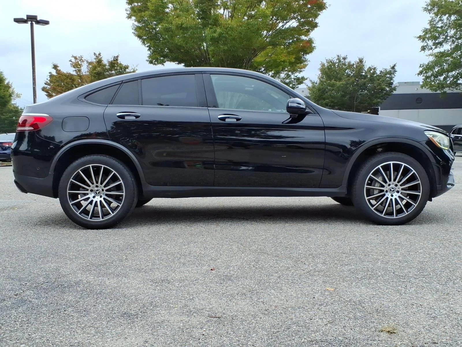 Used 2023 Black Mercedes-Benz GLC 300 image 7