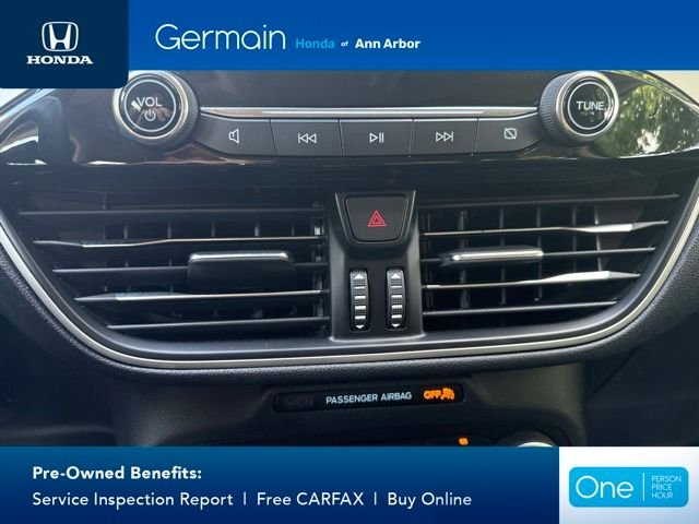 Used 2020 Green Metallic Ford SEL image 28
