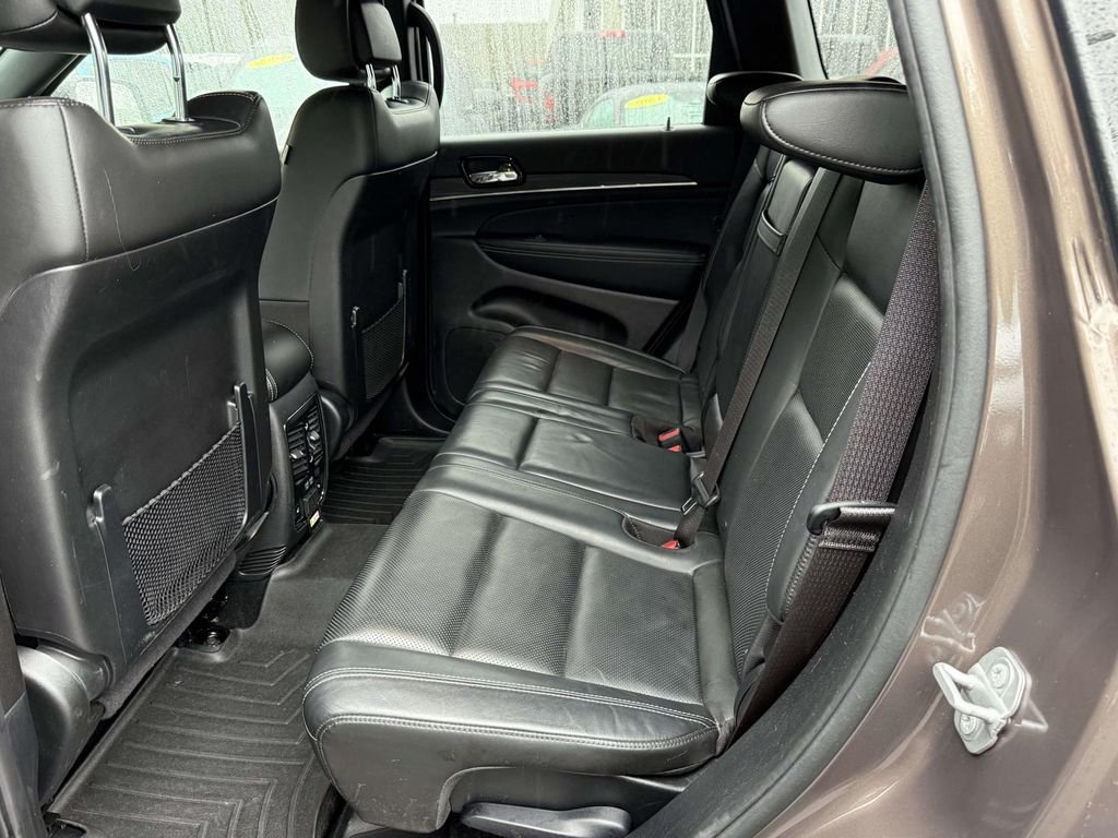 Used 2021 Brown Jeep Limited image 15