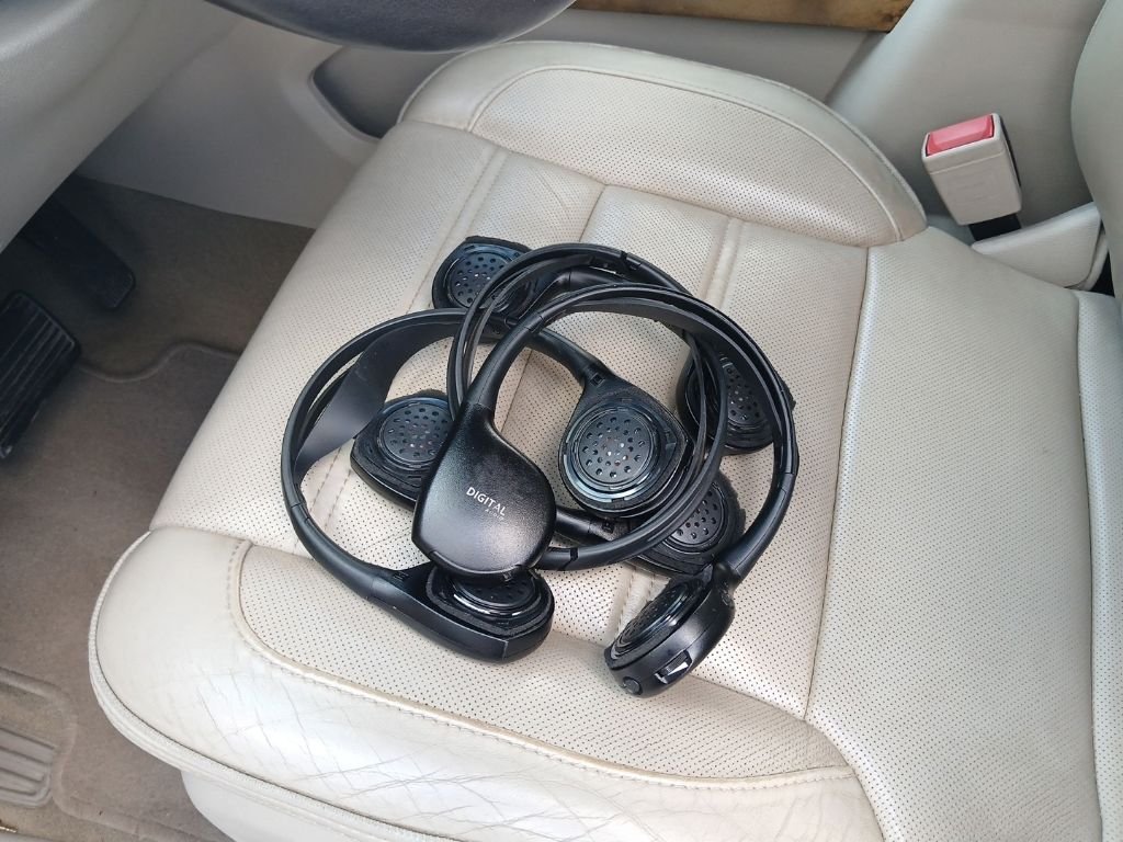 Used 2017 White GMC Denali image 48