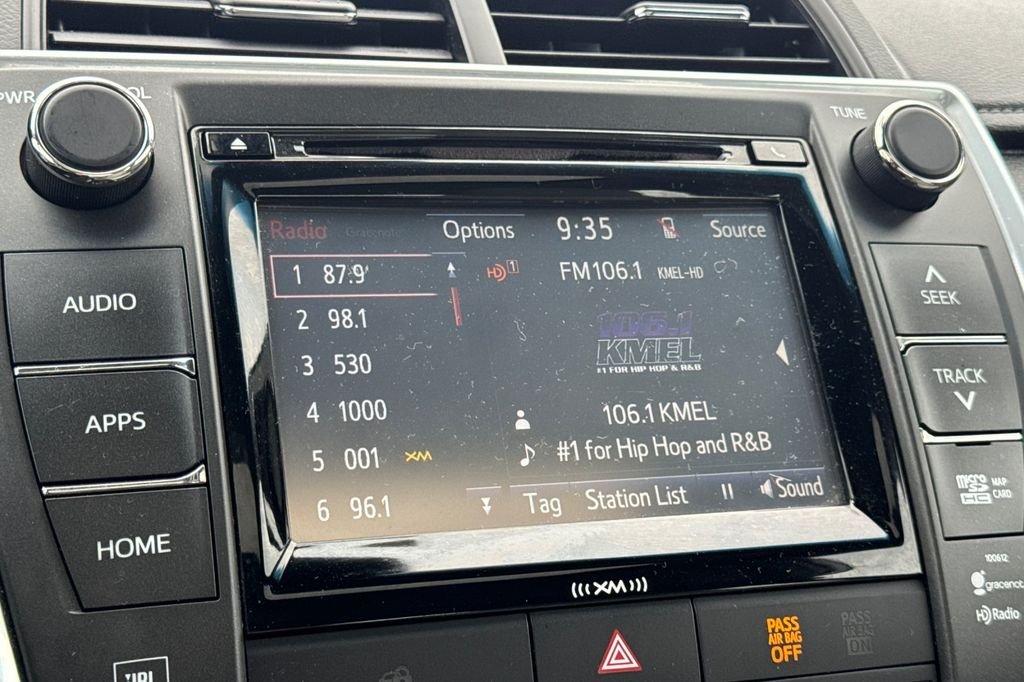 Certified Used 2017 Gray Toyota XLE image 22