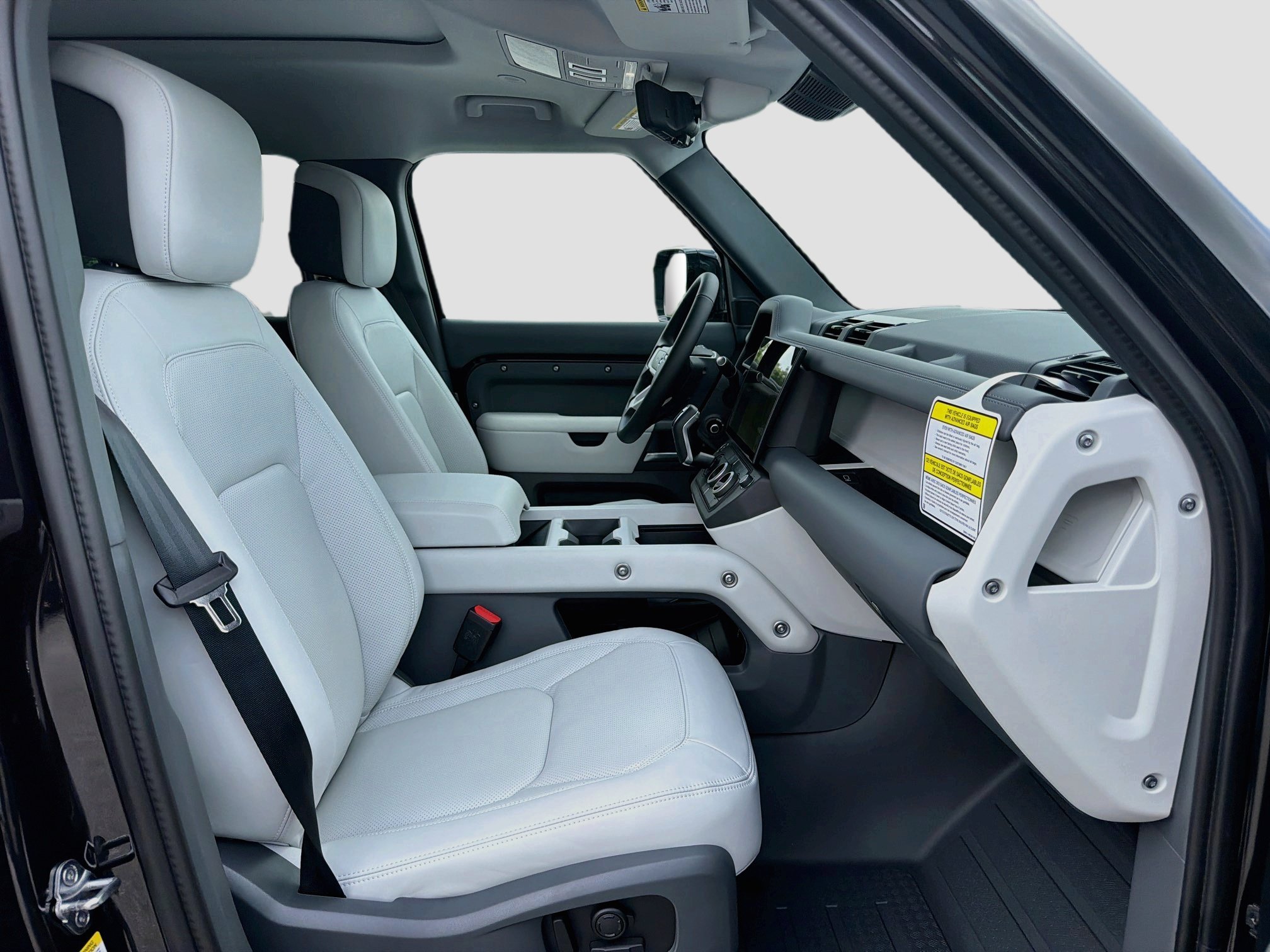 New 2026 Santorini Black Land Rover S image 15